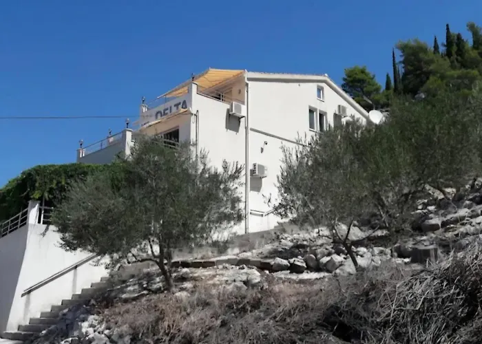 Delta شقة بلاتشي