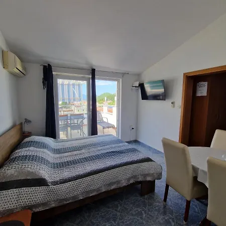 Delta شقة بلاتشي