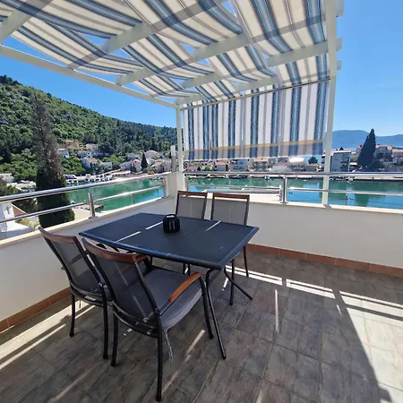 Апартаменты Delta Блаце