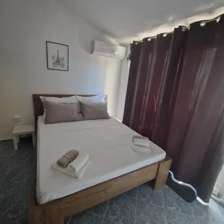 Delta Апартаменты *