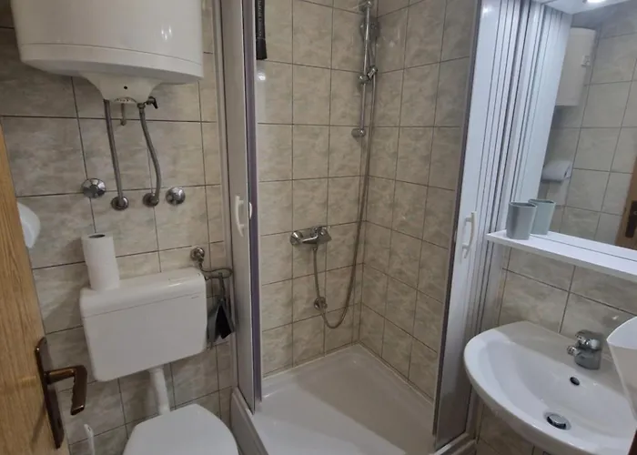 Delta * بلاتشي